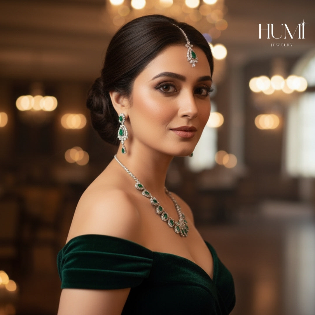 Luxury Emerald Green Bridal Jewelry Set – Necklace, Earrings & Tikka | 5-Year Guarantee
